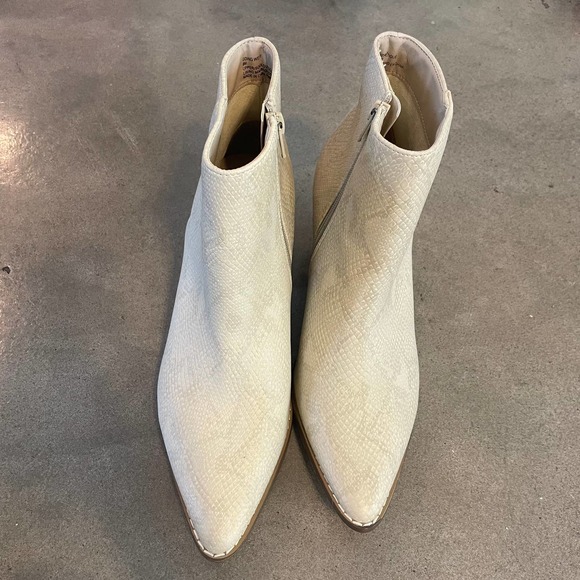 Coconuts by Matisse Shoes Coconuts Matisse Cream Going West Astoria